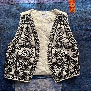 ZARA Embroidered Quilted Vest- M